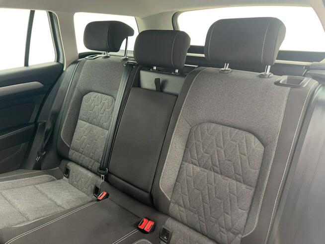 Volkswagen Passat 1.5 TSI EVO Business DSG Kombi