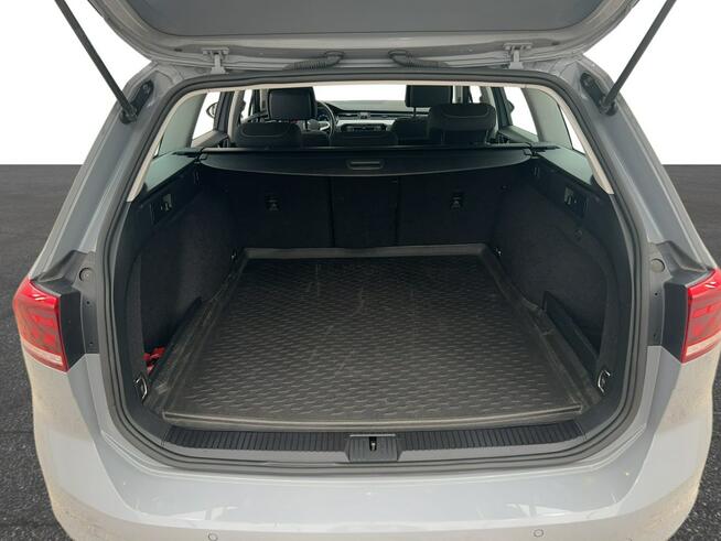 Volkswagen Passat 1.5 TSI EVO Business DSG Kombi