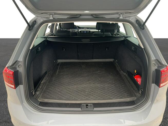 Volkswagen Passat 1.5 TSI EVO Business DSG Kombi