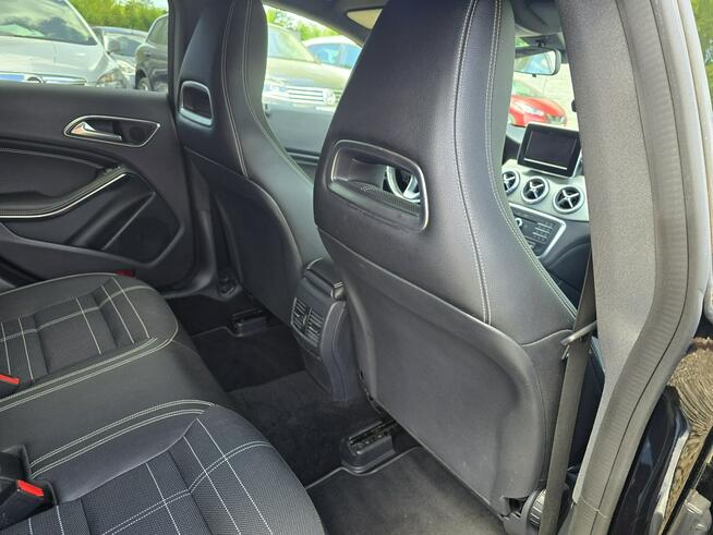 Mercedes CLA 180 177tys km.Piękny CLA,kamera,czarny sufit,pięknie utrzymany!