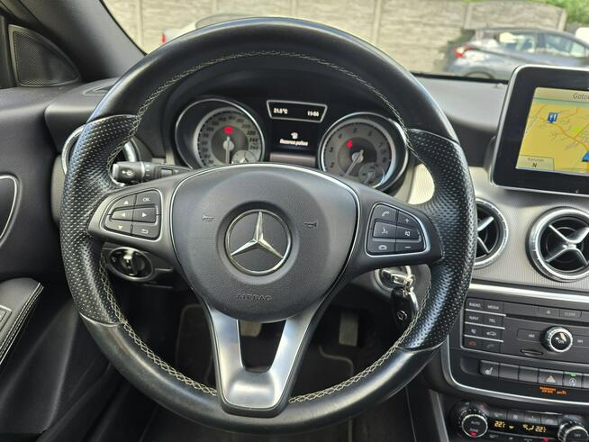 Mercedes CLA 180 177tys km.Piękny CLA,kamera,czarny sufit,pięknie utrzymany!