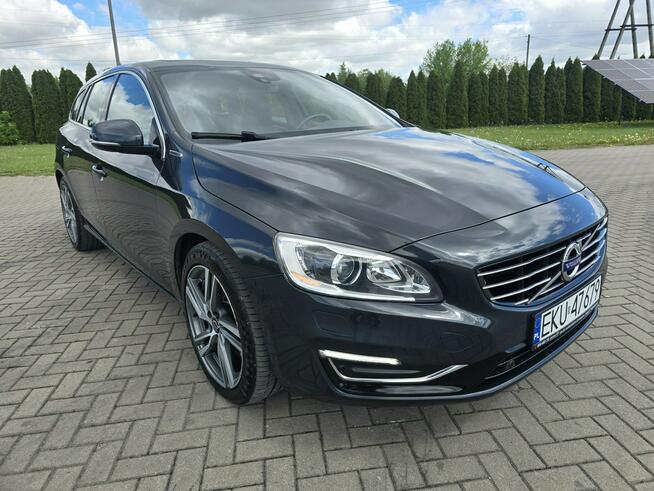 Volvo V60 2.4d5+Hybryda AWD.Plug-IN.Automat.AWD.Navi.Podg.Fotele.Bi-Xenon