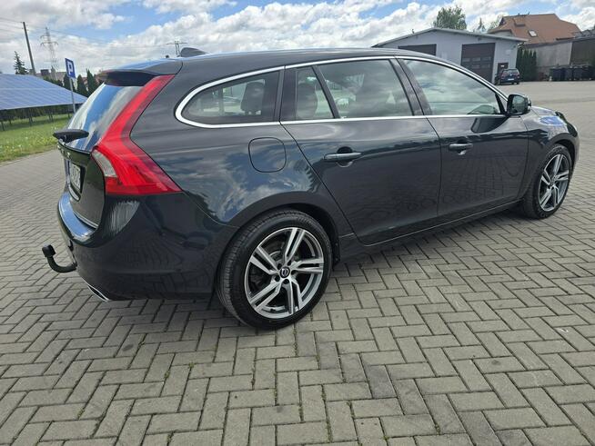 Volvo V60 2.4d5+Hybryda AWD.Plug-IN.Automat.AWD.Navi.Podg.Fotele.Bi-Xenon