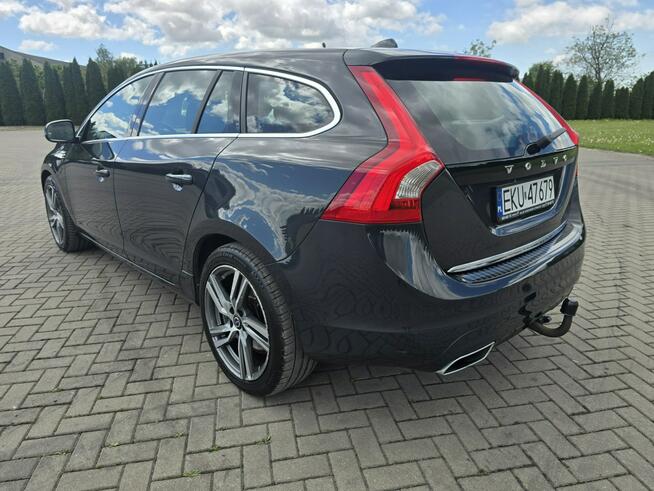 Volvo V60 2.4d5+Hybryda AWD.Plug-IN.Automat.AWD.Navi.Podg.Fotele.Bi-Xenon