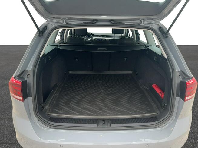 Volkswagen Passat 1.5 TSI EVO Business DSG Kombi