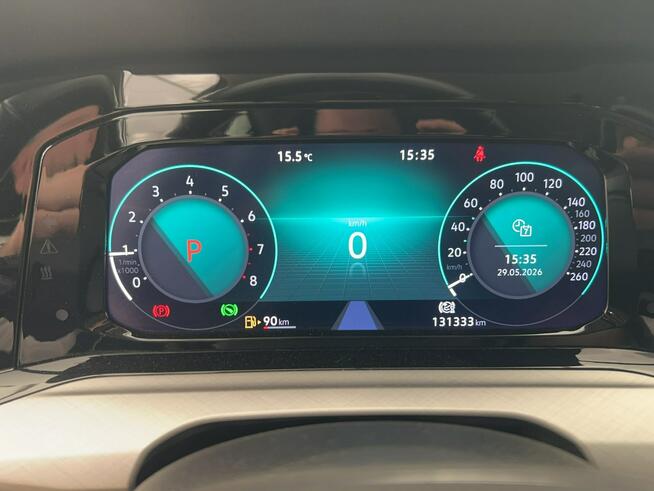 Volkswagen Golf VIII 1.0 eTSI Life DSG Hatchback
