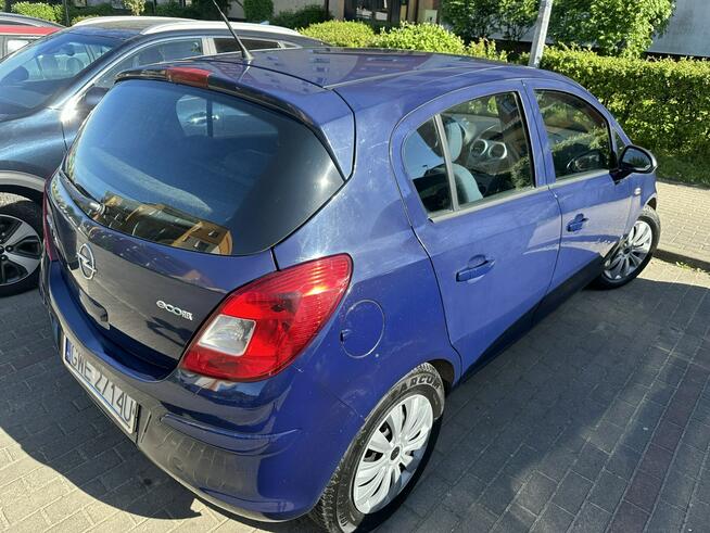 Opel Corsa 5 drzwi, opłaty na rok, klimatyzacja mrozi, Aux, Isofix, nowe opony