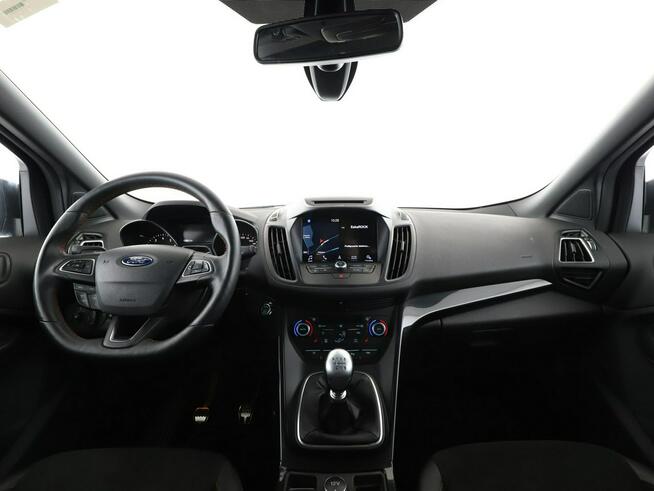 Ford Kuga klima auto skóra/alcantara grzane fotele navi czujniki parkowania