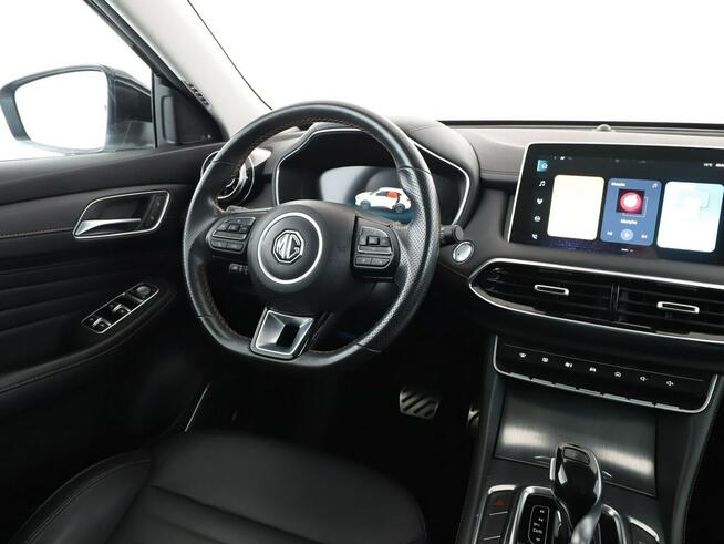 MG HS Luxury automat skóra panorama navi ACC grzane fotele LED kamera360
