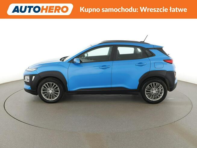 Hyundai Kona klimatyzacja LED kamera i czujniki parkowania grzane fotele i kierown