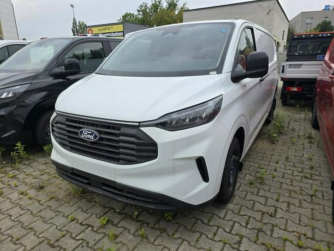Ford Transit Custom Automat 136KM L1 Full LED Kamera Czujniki Dostępny od ręki 1640 zł L1