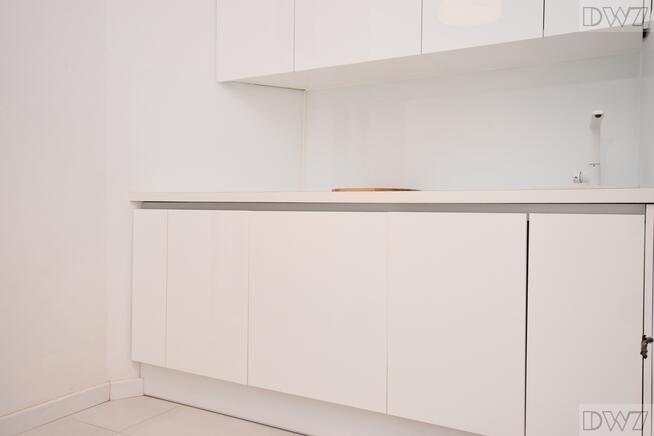90 m2,2 pok,kuchnia,balkon,winda,ul.Bożego Ciała 9