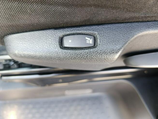 Renault Trafic 9osób fv23 automat