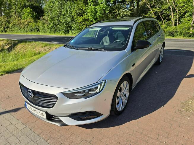 Opel Insignia Sports Tourer 2,0 diesel 210 KM z niskim przebiegiem !!!
