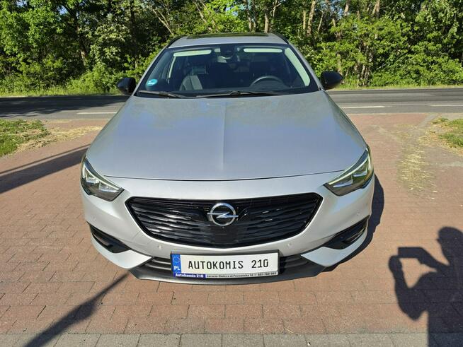 Opel Insignia Sports Tourer 2,0 diesel 210 KM z niskim przebiegiem !!!