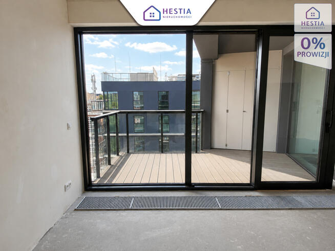 Ekskluzywny penthouse z prywatną windą i tarasem