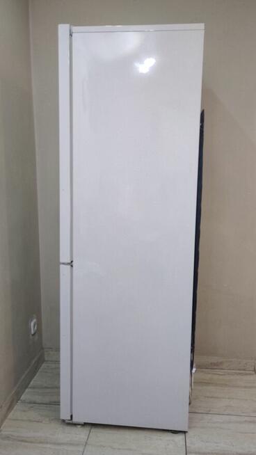 Duża Lodówka Beko - wysokość 183 cm/pojemność 343 litry