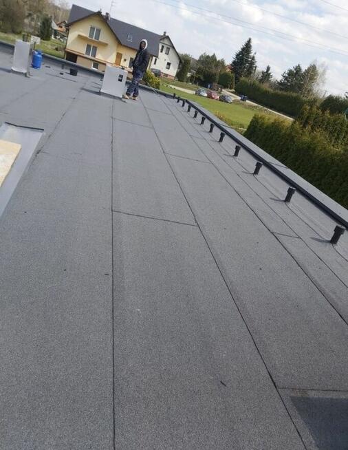 Usługi dekarskie Pokrycia dachowe papą termozgrzewalną