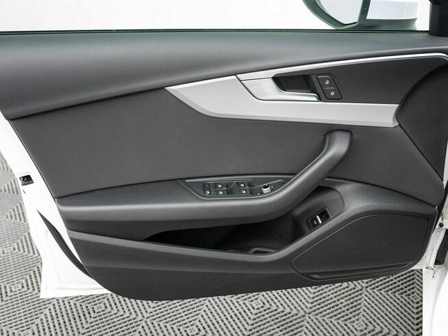 Audi A4 FZ0084T#35 TFSI mHEV S tronic Podgrz.f Ambient Salon PL VAT23%