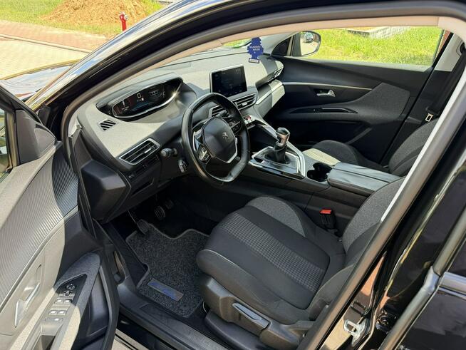 Peugeot 5008 Active 7-osobowy Benzyna 130KM Niski przebieg