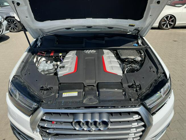 Audi SQ7 EU Quattro HAK Kamera Pneumatka Panorama 435 KM