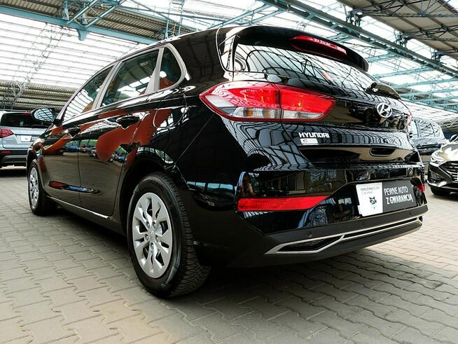 Hyundai i30 1,5 16V Led+Tempomat GWARANCJA 1WŁ Kraj Bezwypadkowy Serwisowany F23%