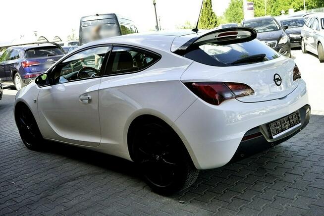 Opel Astra GTC 1,7CDTI GTC, Klima, alu R18, Xenony, 110KM