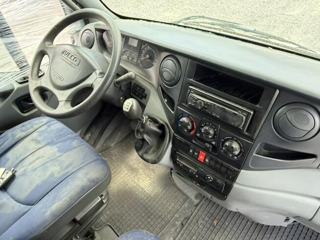 Iveco Daily 65C15 V H Chłodnia CARRIER Drzwi boczne + Winda 1000kg Mały przebieg USZKODZONY