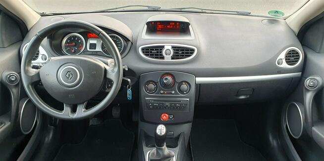 Renault Clio Niski przebieg/Serwis w ASO/Bardzo zadbany/Klimatyzacja sprawna