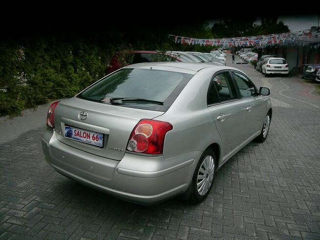 Toyota Avensis Xenon Navi bez rdzy korozji bezwypadkowy Stan bdb z Niemiec Gwarancja