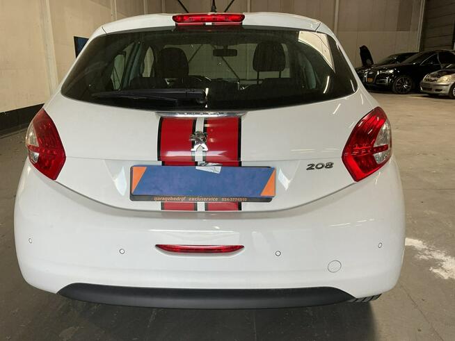 Peugeot 208 Benzyna, tempomat, nawigacja, isofix, ESP, nierówna praca silnika