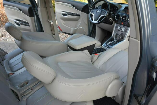 Opel Antara Lift Xenon 4x4 Automat Skóry 2xParktronik Alu19" Nowe Opony Hak