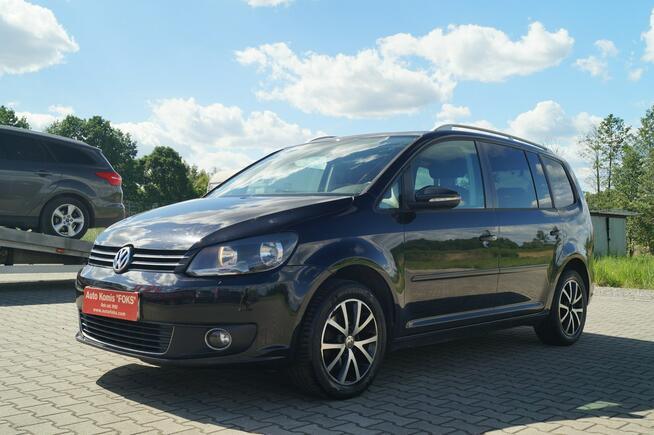 Volkswagen Touran 1,6 DIESEL 105 KM NOWY ROZRZĄD HAK 5 LAT JEDEN WŁAŚCICIEL !!!