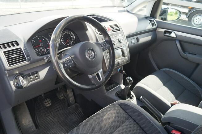 Volkswagen Touran 1,6 DIESEL 105 KM NOWY ROZRZĄD HAK 5 LAT JEDEN WŁAŚCICIEL !!!