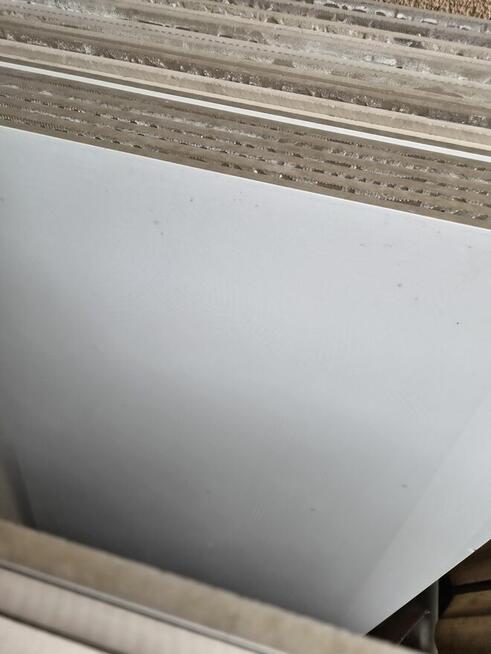 Gres hiszpański 120x60 21 sztuk nowe