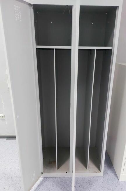 Sprzedam Okazyjnie- Okazałe Biurko z Fotelem Stan Idealny