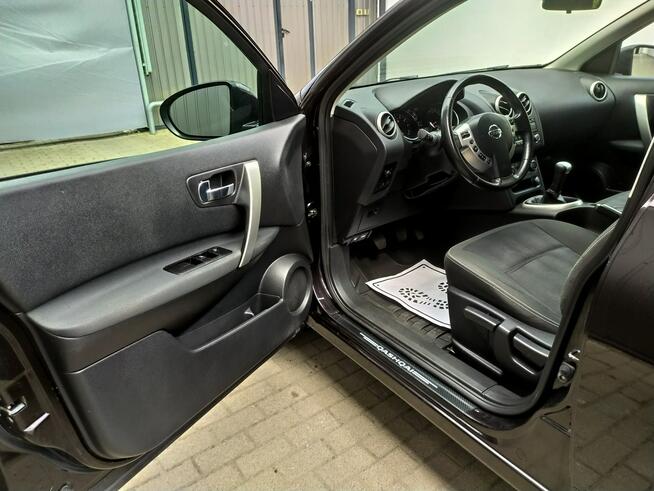 Nissan Qashqai 1.6 Benzyna PDC Klimatronic Grzane Fotele Zarejestrowany