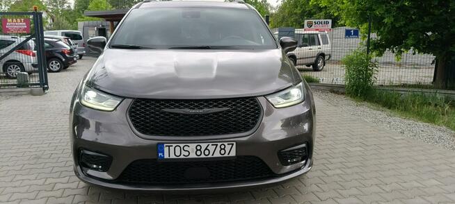 Chrysler Pacifica Wersja S Tylko 17tys.km. Jak nowy. Polecam.