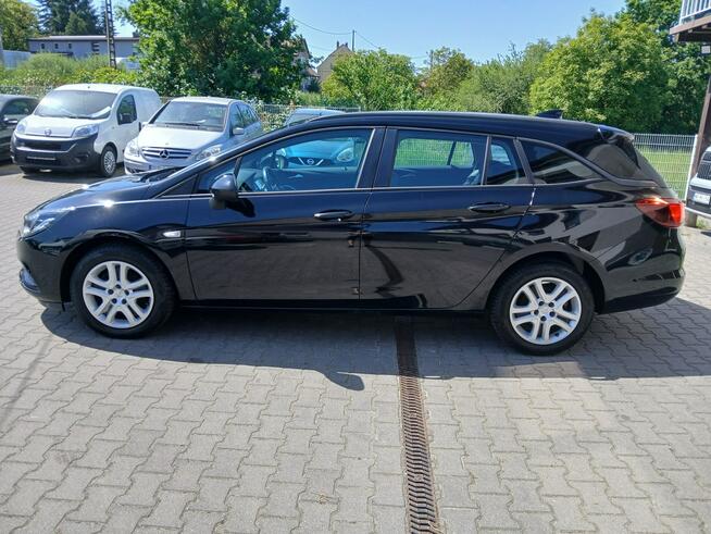 Opel Astra 1.6 CTDI klima alufelgi tempomat czujniki stan BDB