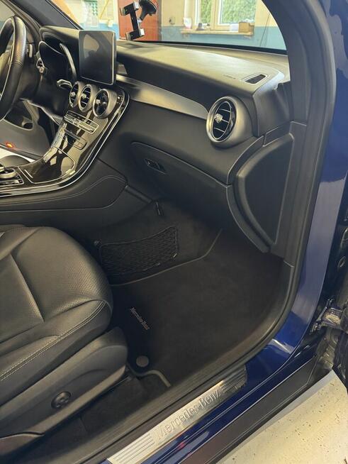 Detailing samochodowy