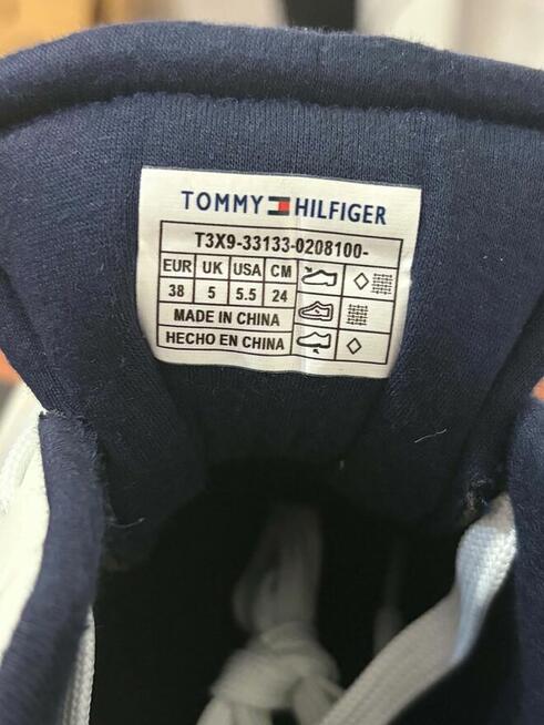 Tommy Hilfiger