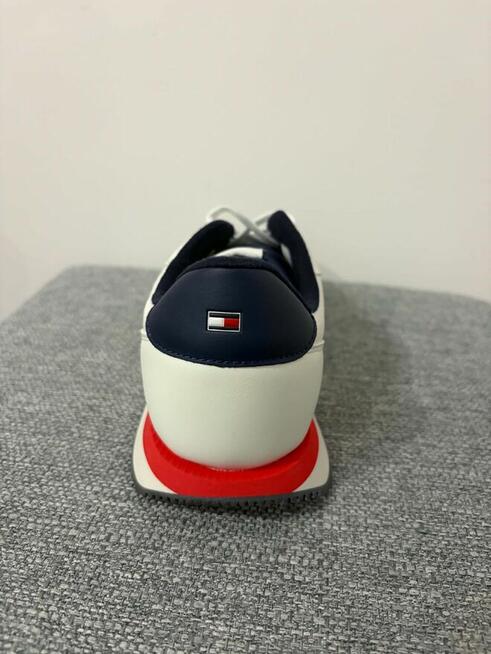 Tommy Hilfiger