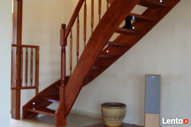 SCHODY DREWNIANE BUKOWE