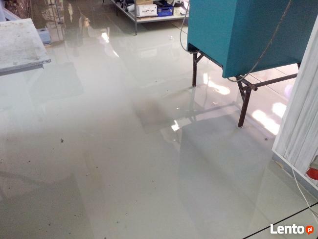 POSADZKI ZYWICZNE, PRZEMYSLOWE, DEKORACYJNE, SCHODY, TARASY,