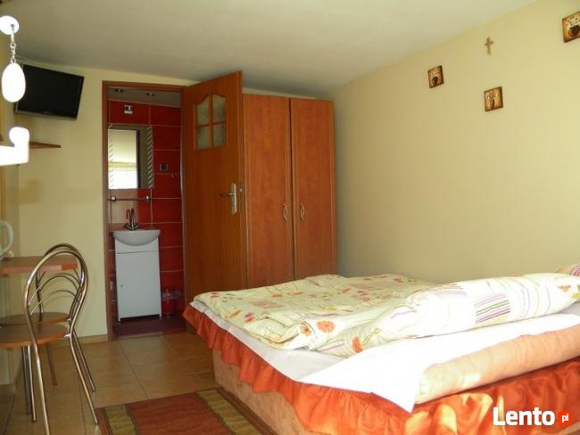 POKOJE NAD MORZEM DZIWNÓW