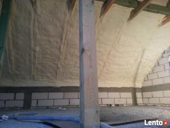 Docieplanie pianką PUR