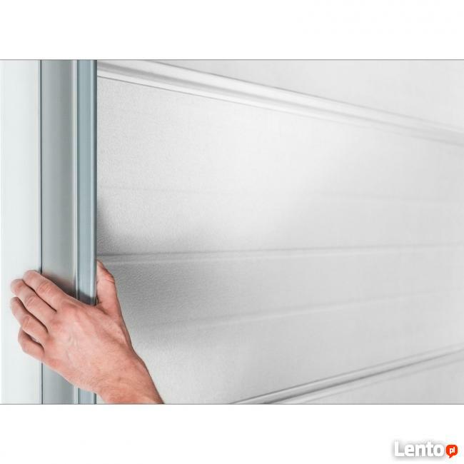 Brama garażowa segmentowa 2500 x 2125 mm napęd + oświetlenie