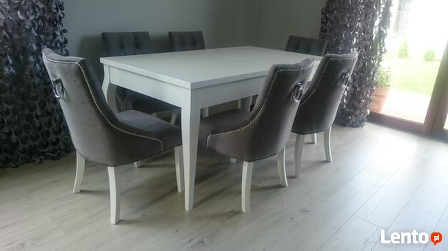Pikowane chesterfield glamour hampton z kołatką producent