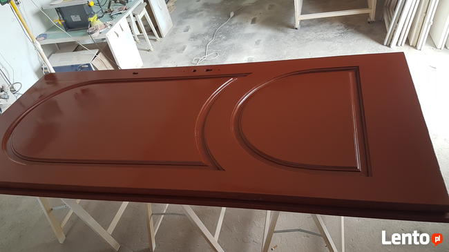 Renowacja zmiana koloru drzwi frontów kuchennych