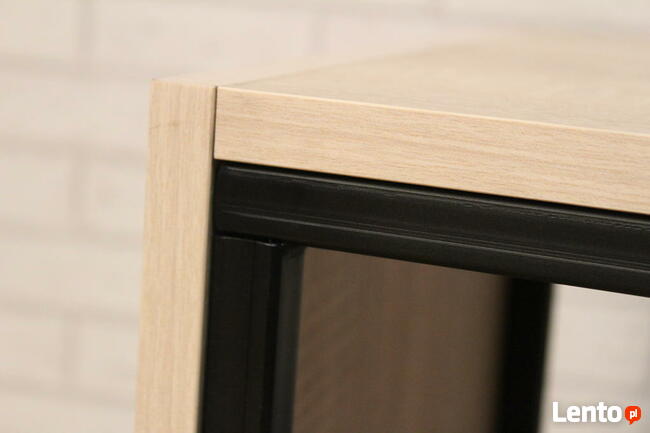 Stolik pomocniczy na kółkach